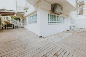 Garden 3BR apartment